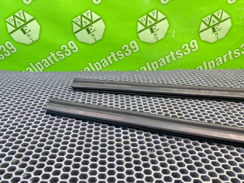 Уплотнители капота, 1300 рублей, Калининград