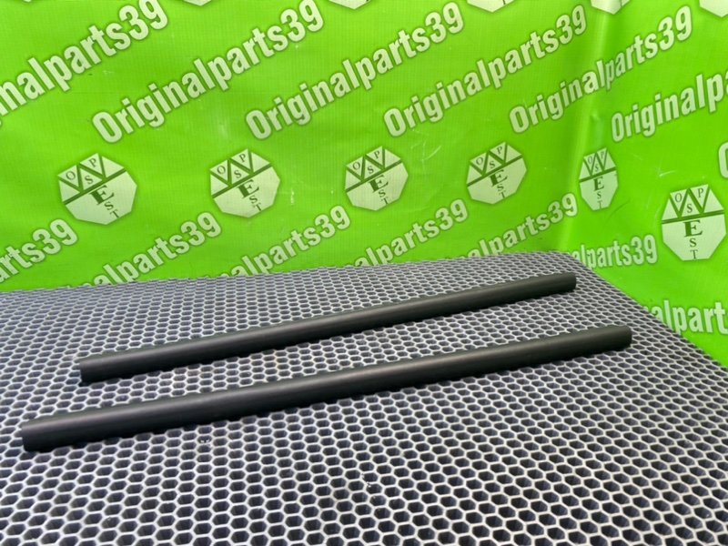 Уплотнители капота, 1300 рублей, Калининград