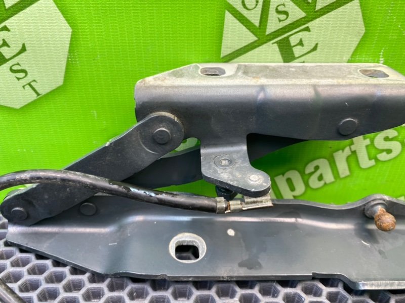 Петли капота, 1300 рублей, Калининград