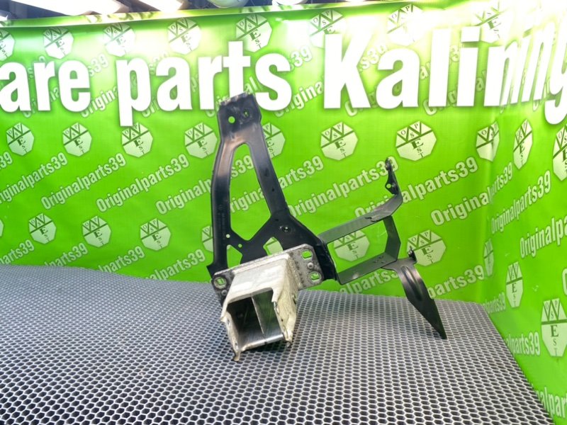 Крепление фары, 1800 рублей, Калининград