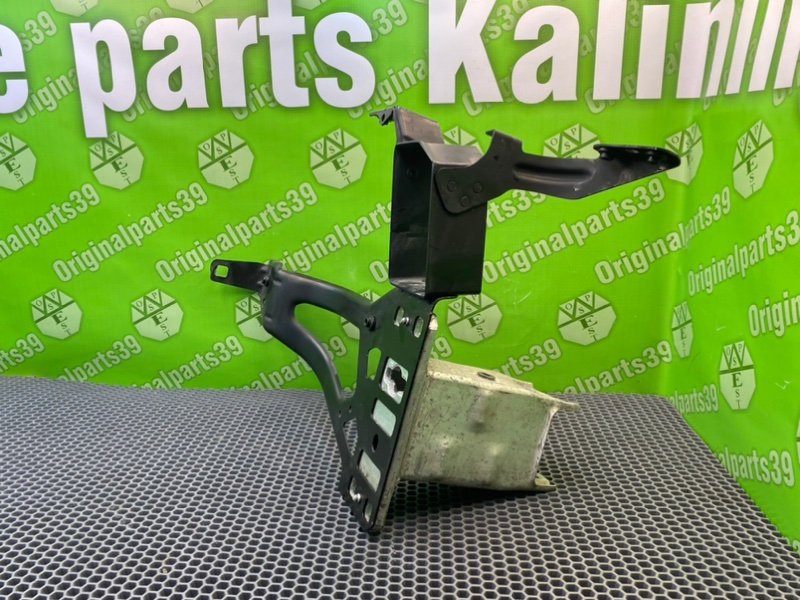 Крепление фары, 1800 рублей, Калининград