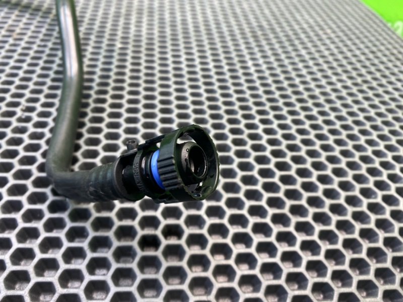 Трубка вакуумного усилителя тормозов, 1000 рублей, Калининград