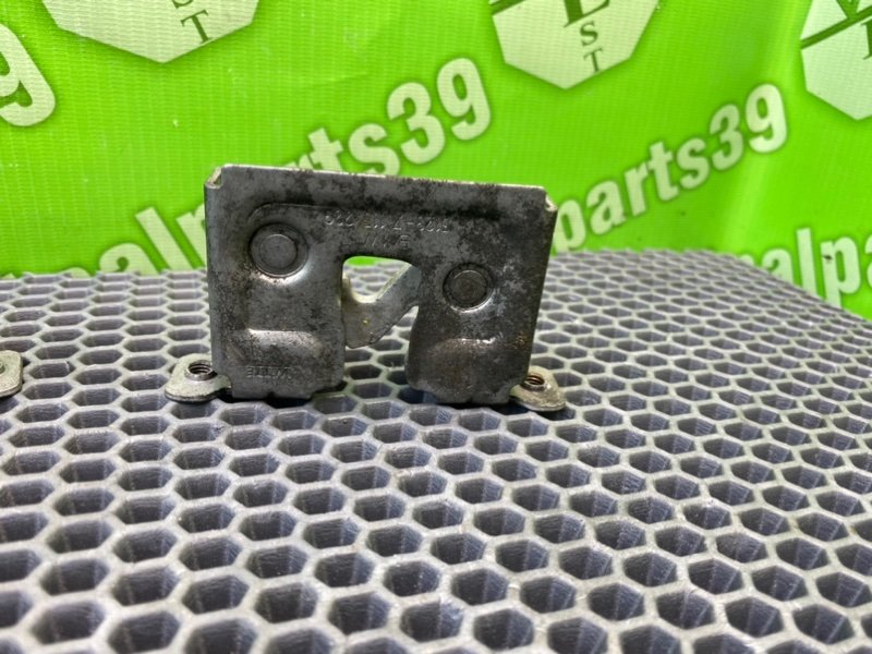 Замки капота, 1800 рублей, Калининград