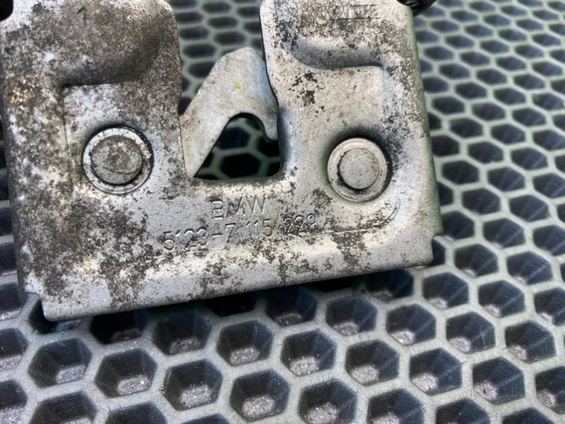 Замки капота, 1800 рублей, Калининград