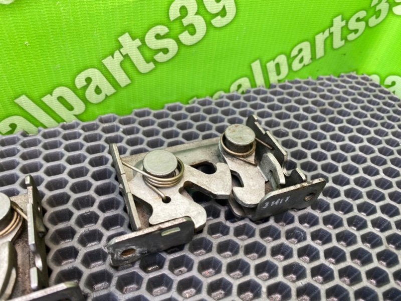 Замки капота, 1800 рублей, Калининград