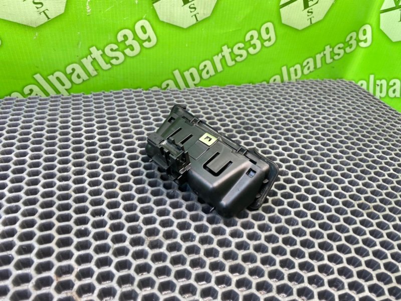 Ручка багажника, 1400 рублей, Калининград