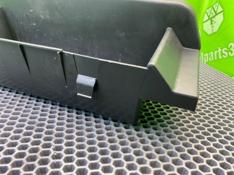 Вещевой ящик, 500 рублей, Калининград