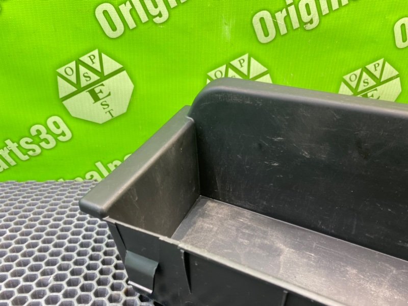 Вещевой ящик, 500 рублей, Калининград