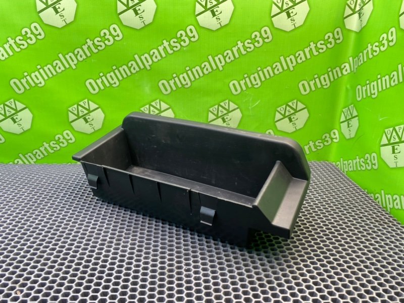 Вещевой ящик, 500 рублей, Калининград