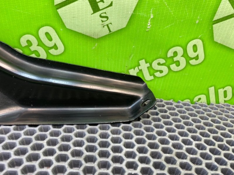 Кронштейн, 900 рублей, Калининград