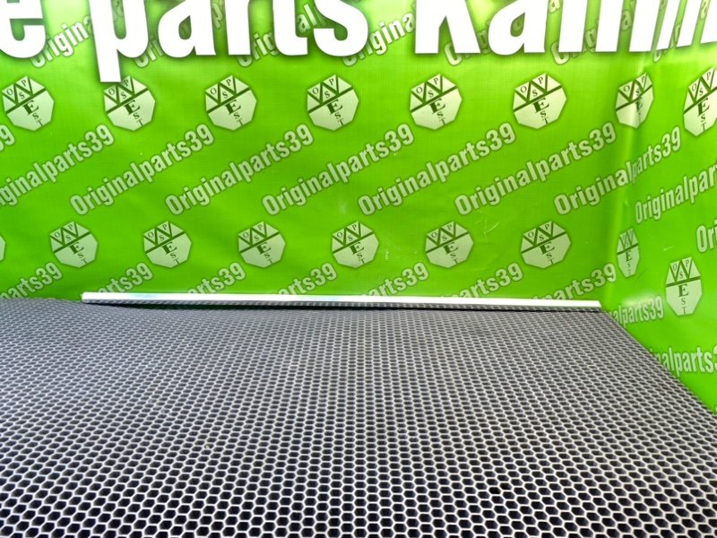 Молдинг стекла, 1000 рублей, Калининград