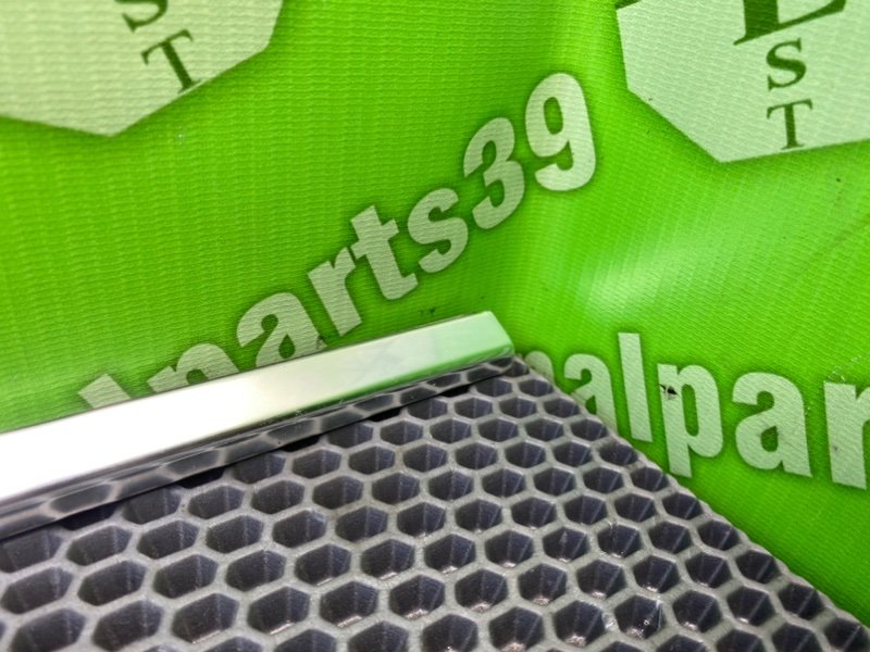 Молдинг стекла, 1000 рублей, Калининград