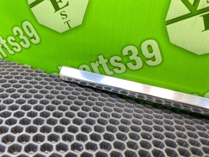 Молдинг стекла, 1000 рублей, Калининград