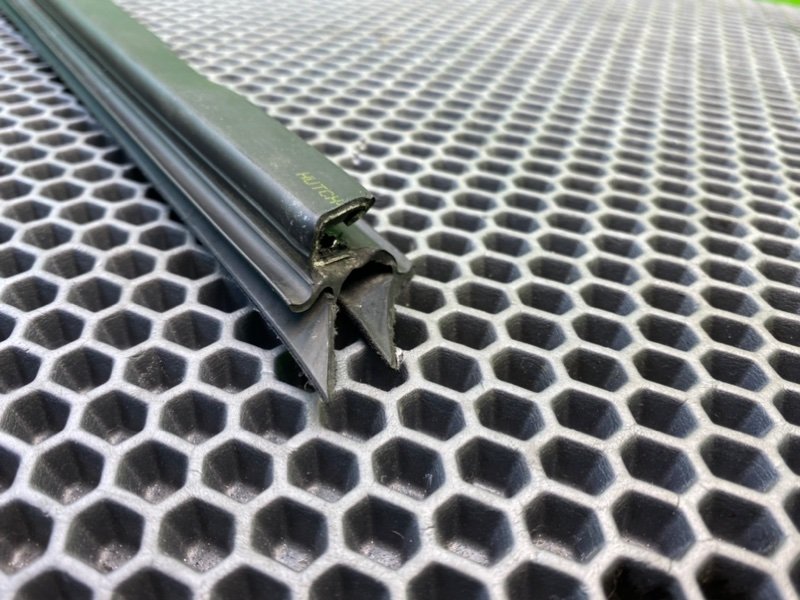 Уплотнитель стекла, 1000 рублей, Калининград