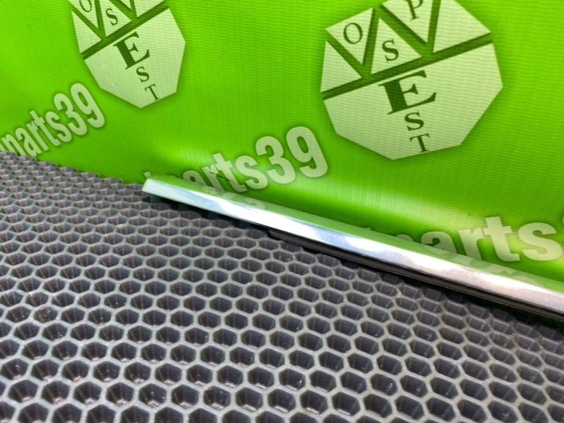 Молдинг стекла, 900 рублей, Калининград