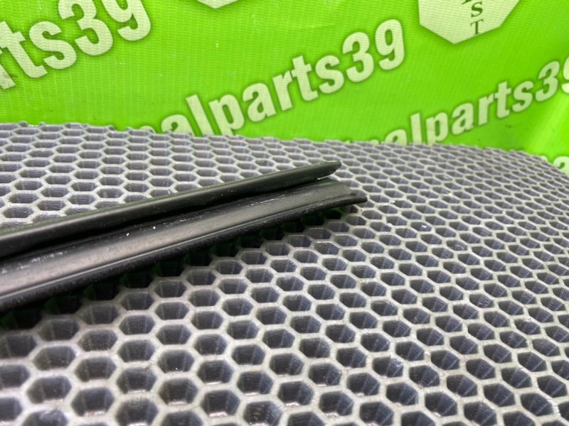 Уплотнитель стекла, 1000 рублей, Калининград