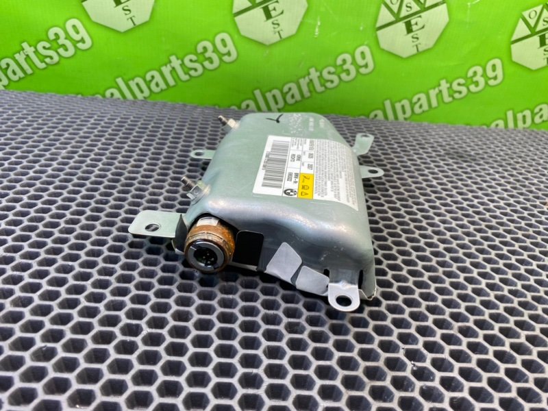 Подушка безопасности, 1000 рублей, Калининград