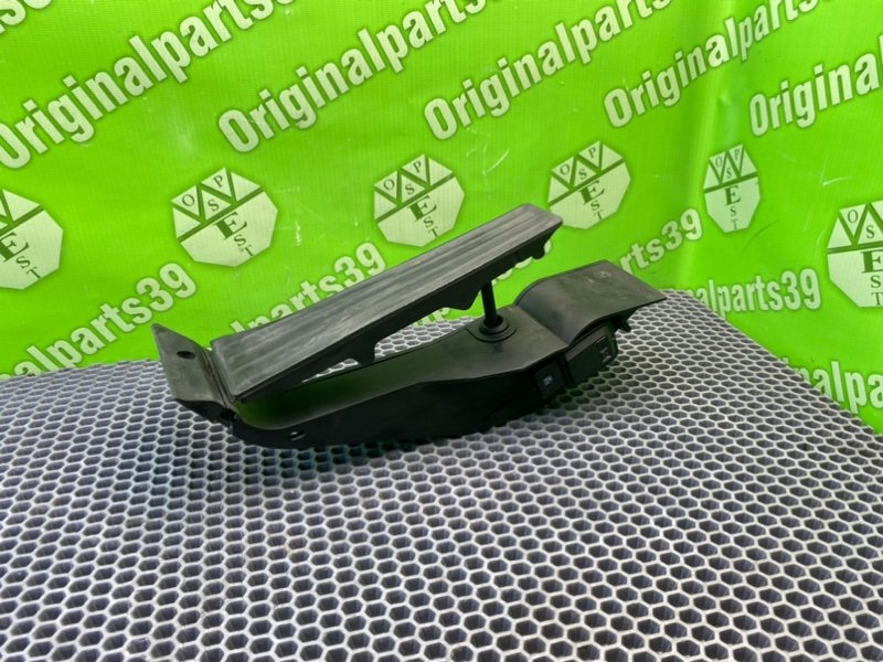 Педаль газа, 2500 рублей, Калининград