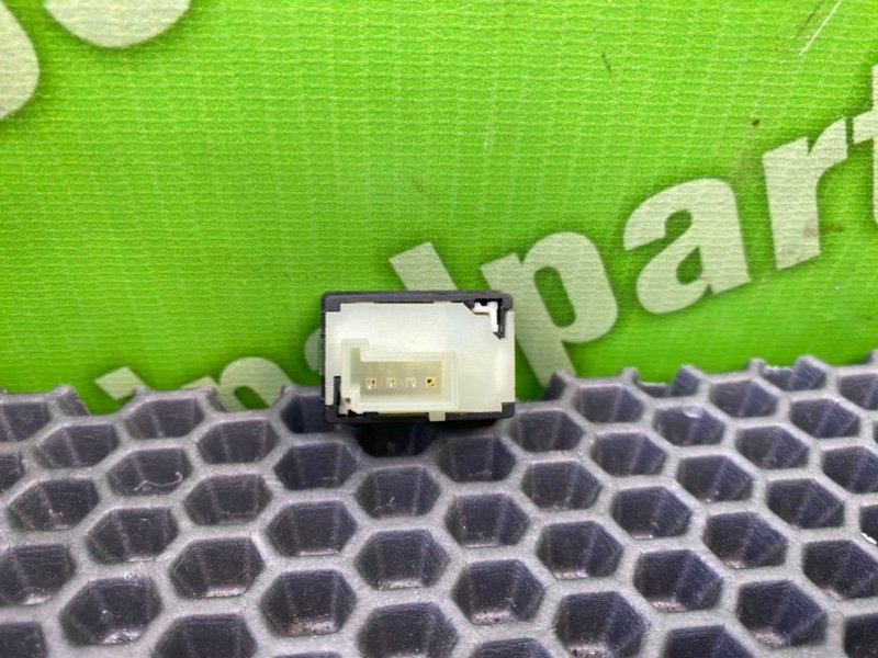 Кнопка открывания багажника, 1000 рублей, Калининград