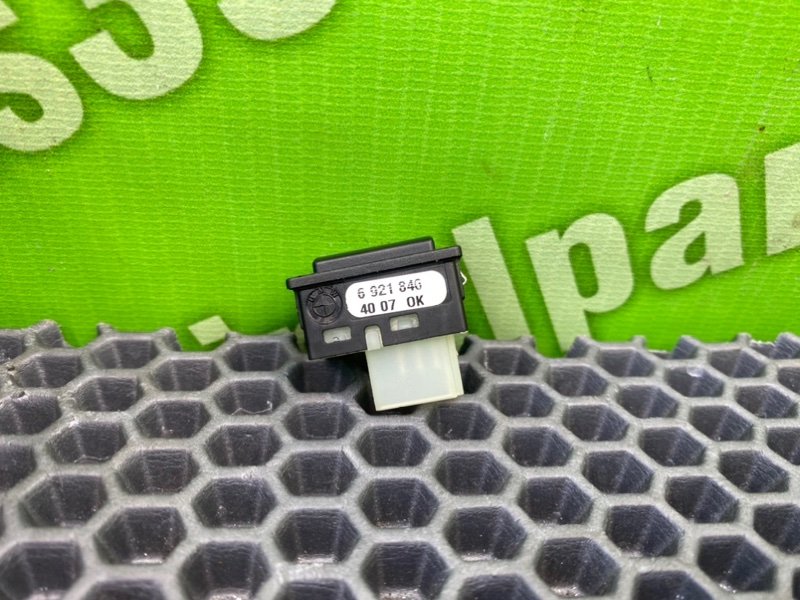 Кнопка открывания багажника, 1000 рублей, Калининград