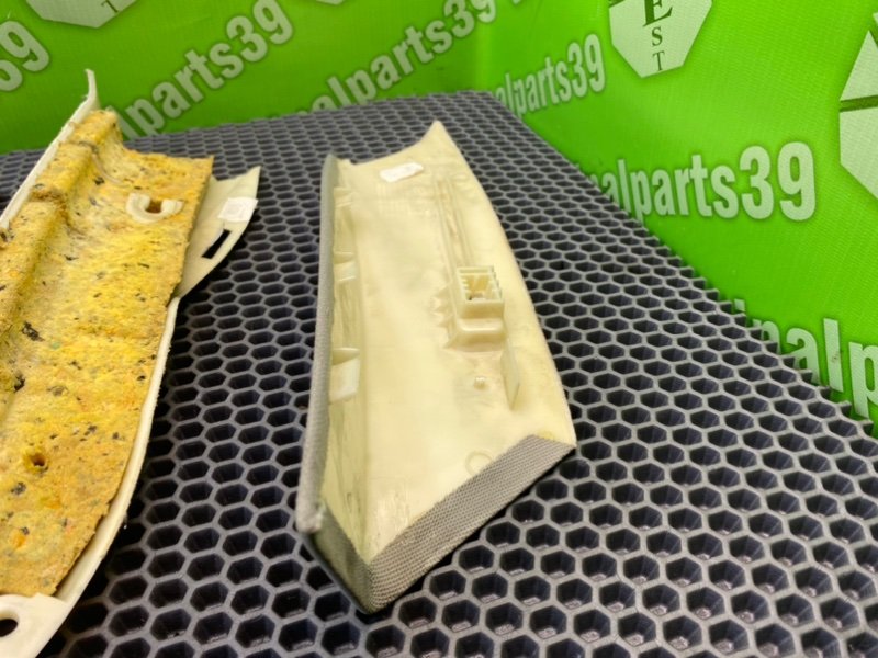 Обшивки стоек, 1300 рублей, Калининград