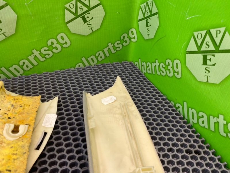 Обшивки стоек, 1300 рублей, Калининград