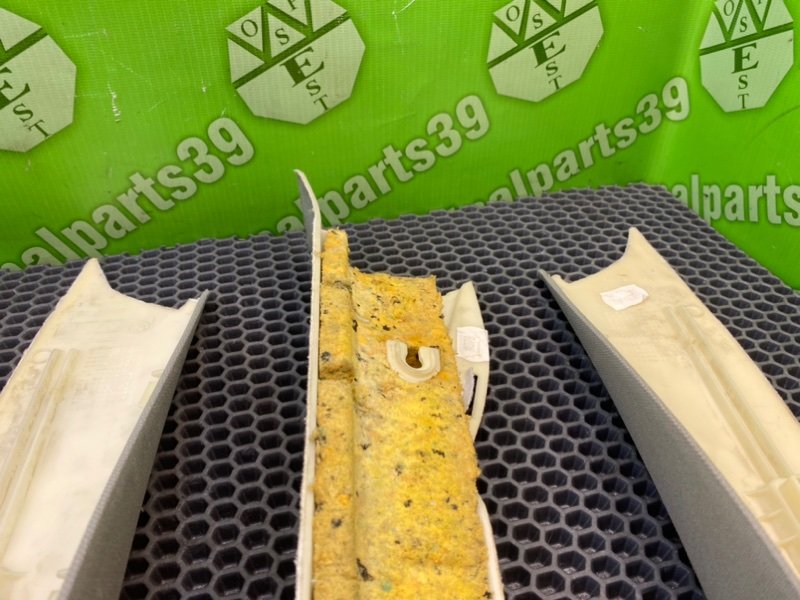 Обшивки стоек, 1300 рублей, Калининград