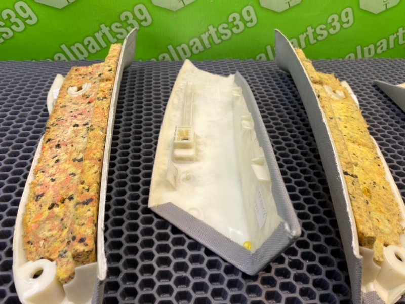 Обшивки стоек, 1300 рублей, Калининград