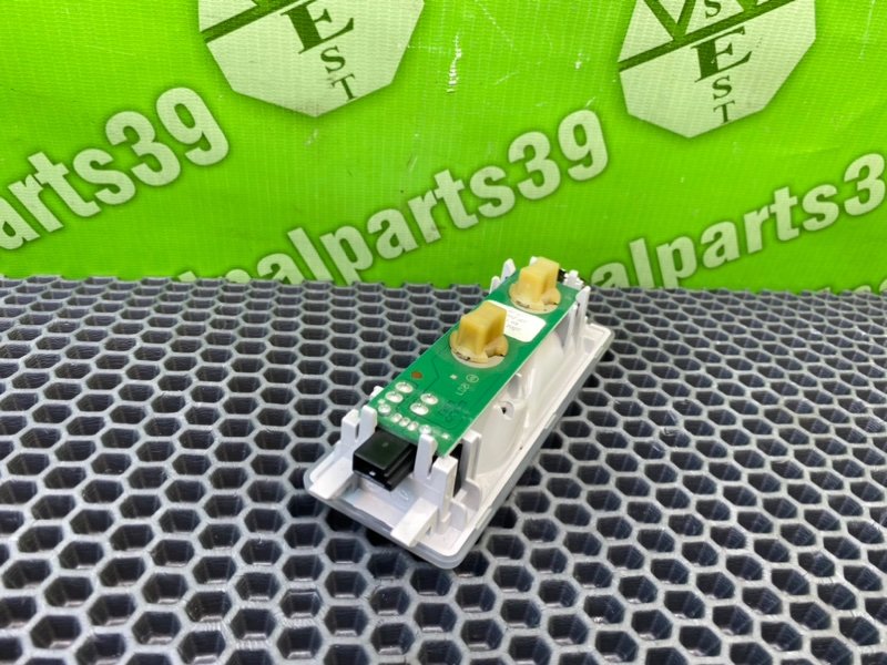 Плафон подсветки салона, 700 рублей, Калининград