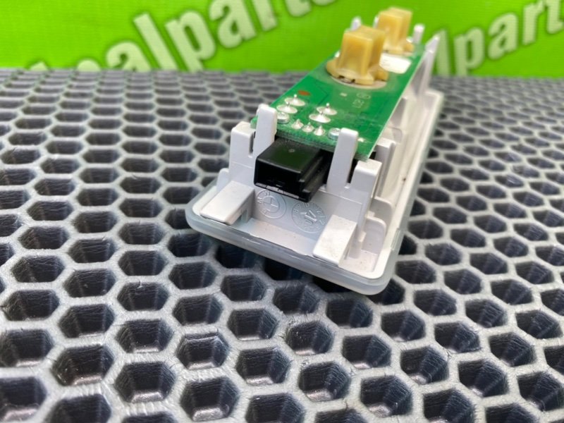 Плафон подсветки салона, 700 рублей, Калининград