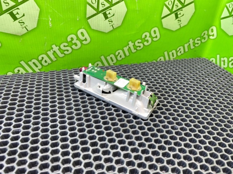 Плафон подсветки салона, 700 рублей, Калининград