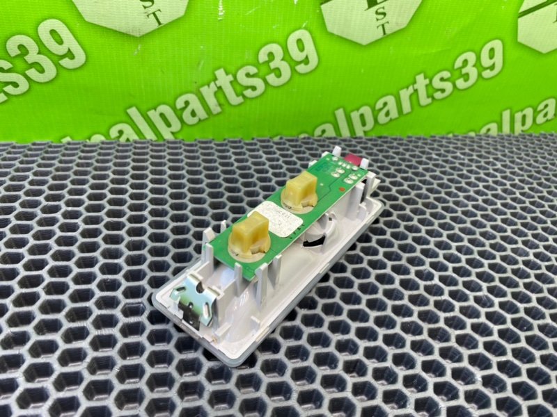 Плафон подсветки салона, 700 рублей, Калининград