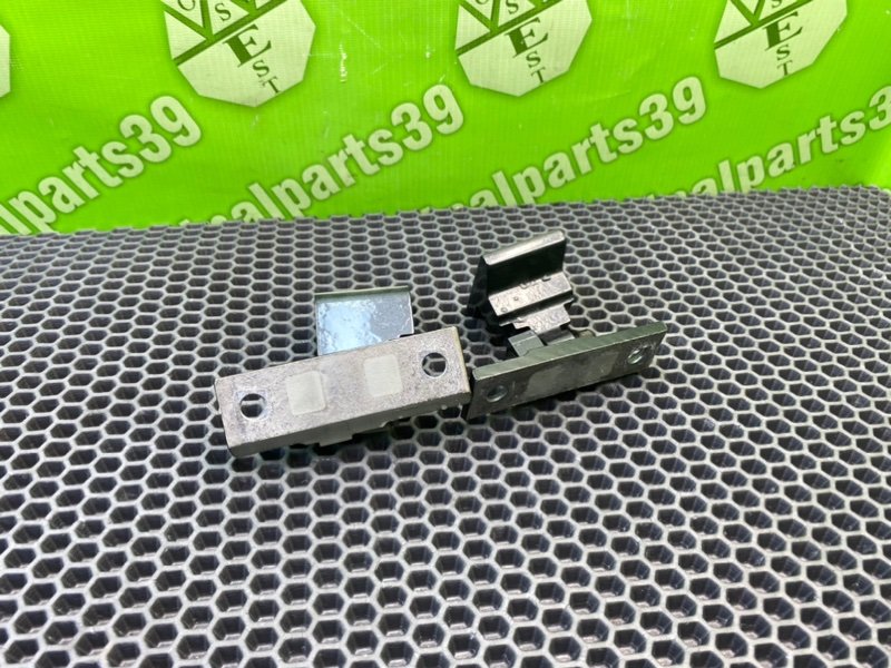 Петли дверей, 1800 рублей, Калининград