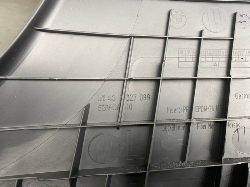 Обшивки стоек, 1300 рублей, Калининград