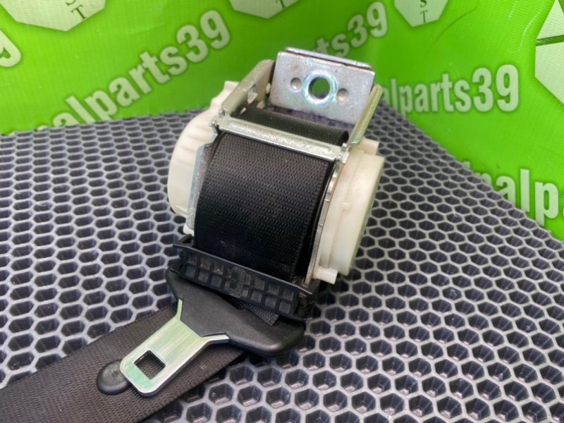 Ремень безопасности, 900 рублей, Калининград