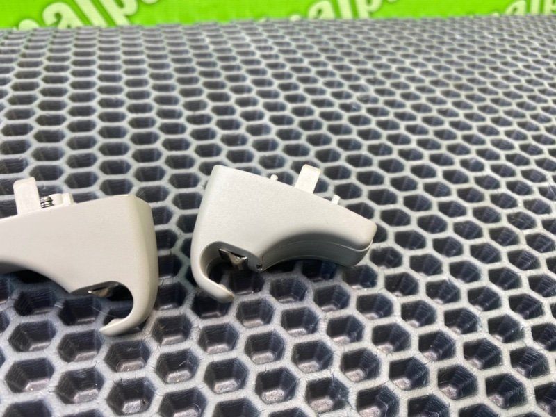 Крепление солнцезащитного козырька, 1300 рублей, Калининград