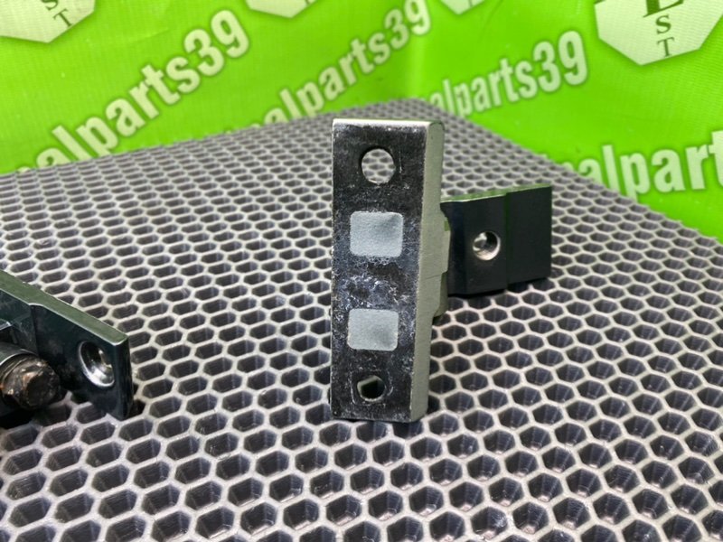 Петли дверей, 1800 рублей, Калининград