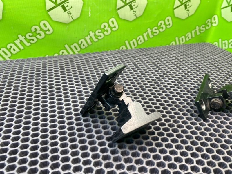 Петли дверей, 1800 рублей, Калининград