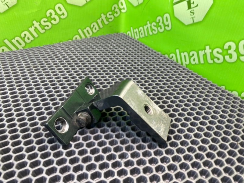 Петли дверей, 1800 рублей, Калининград