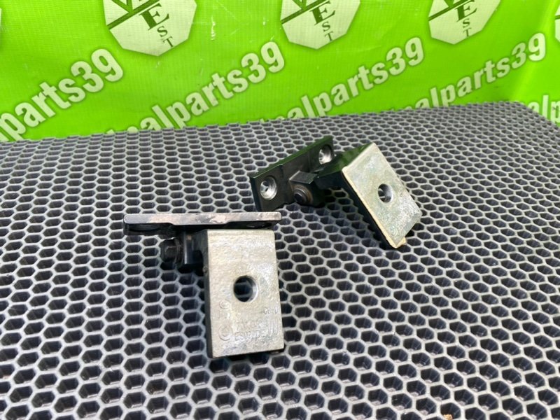 Петли дверей, 1800 рублей, Калининград