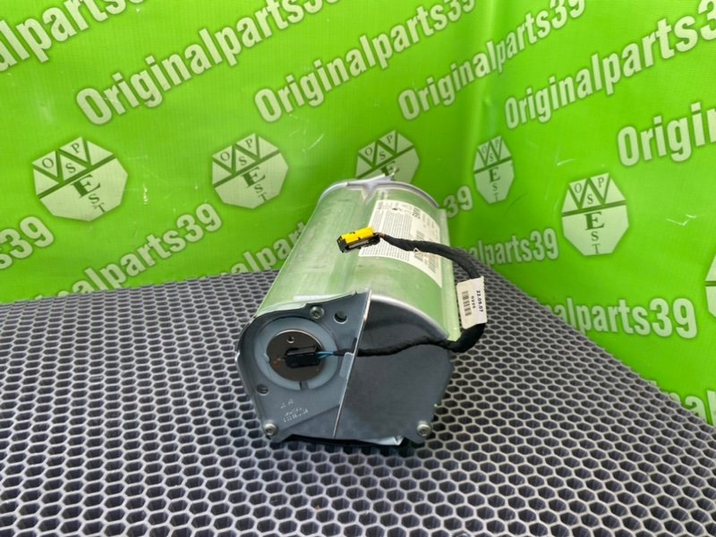 Подушка безопасности, 1300 рублей, Калининград