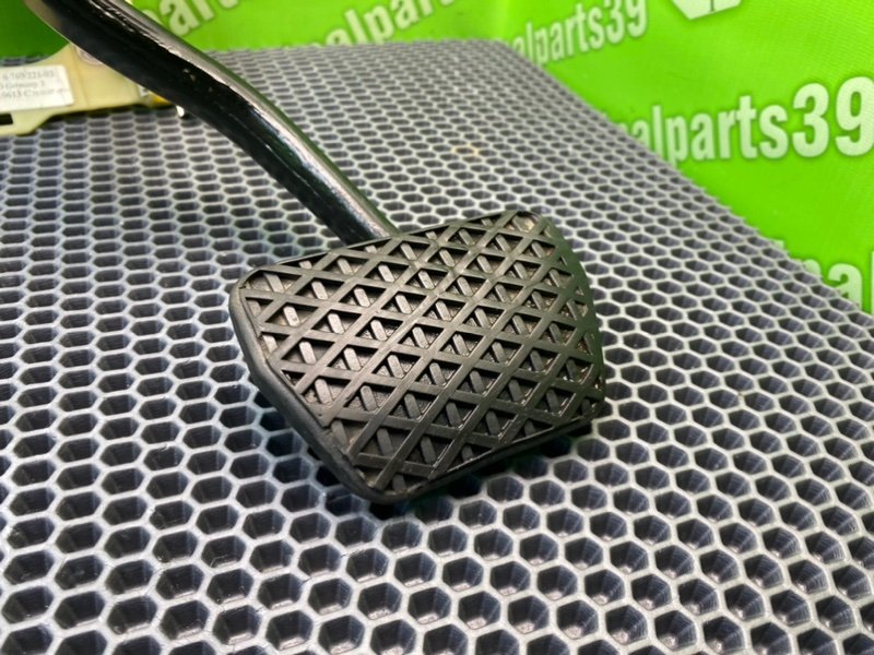 Педаль тормоза, 1300 рублей, Калининград