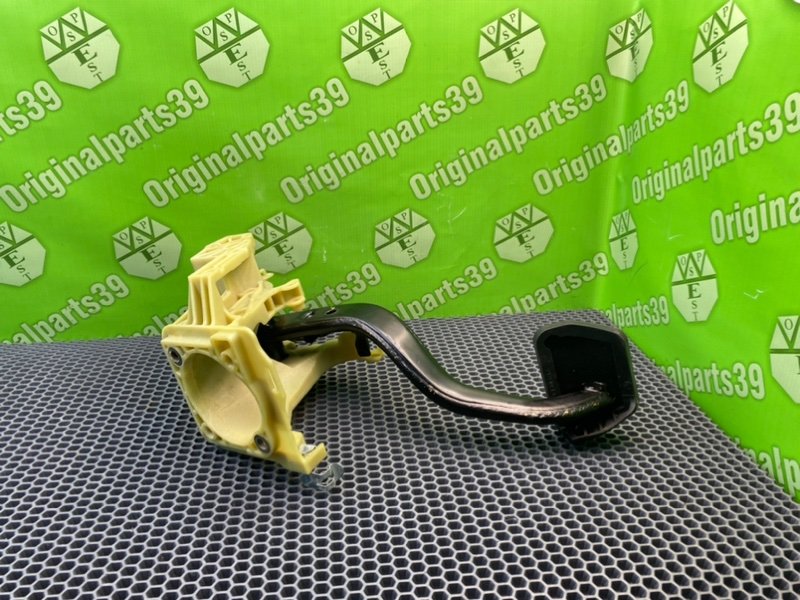 Педаль тормоза, 1300 рублей, Калининград