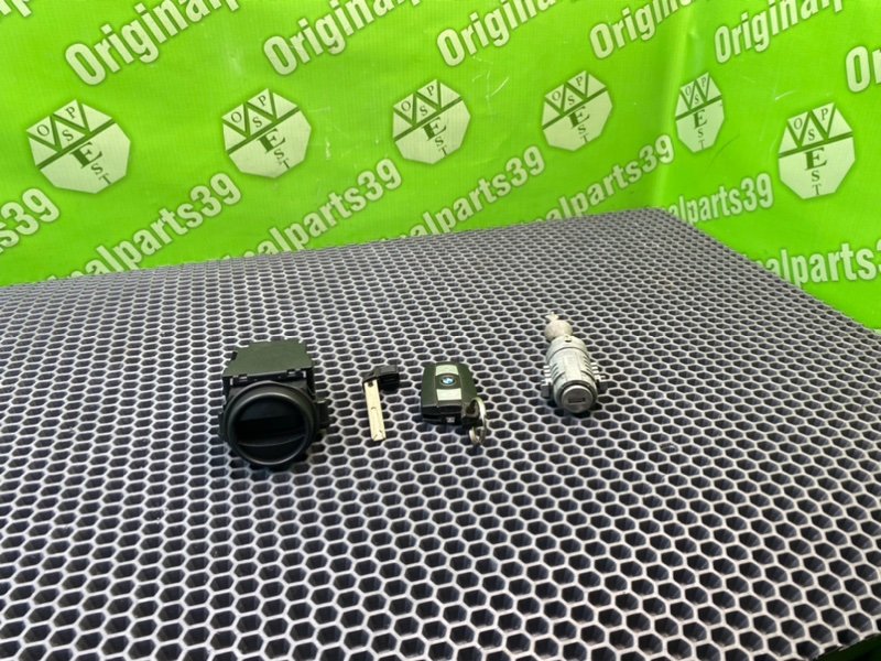 Комплект замков, 4200 рублей, Калининград