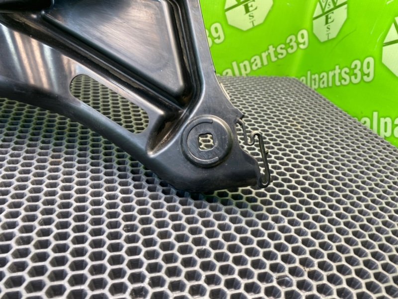 Кронштейн бампера, 1500 рублей, Калининград