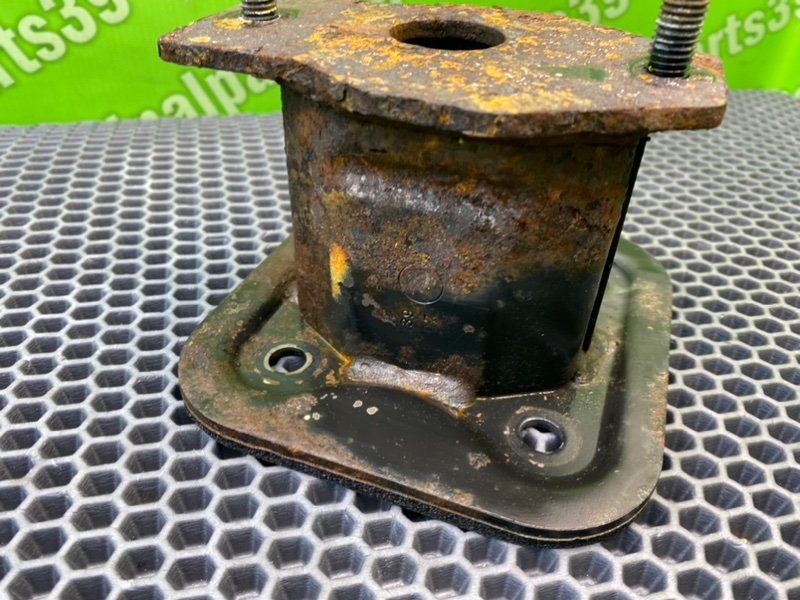 Кронштейн усилителя бампера, 1000 рублей, Калининград