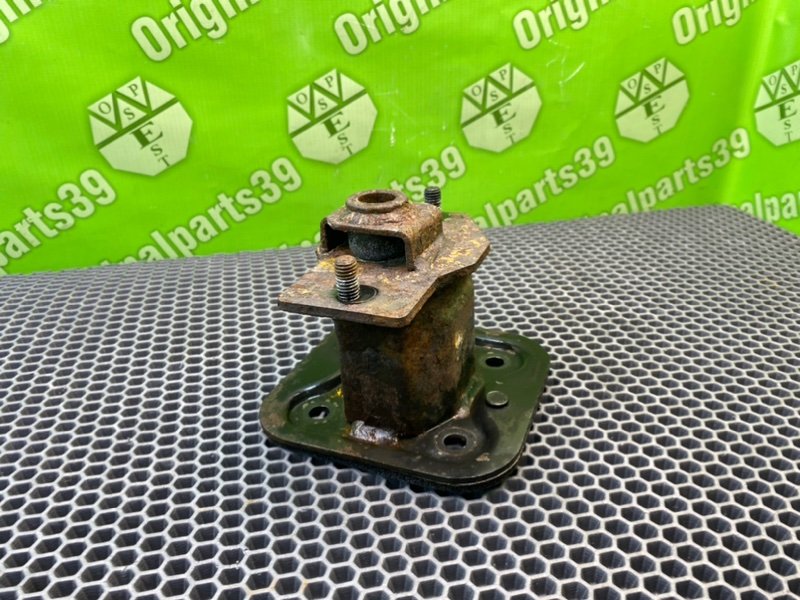 Кронштейн усилителя бампера, 1000 рублей, Калининград