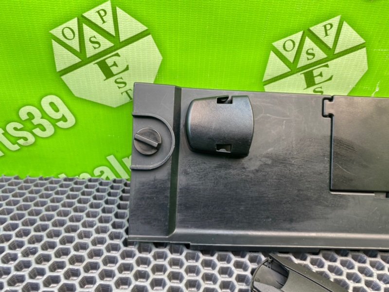 Крышка блока предохранителей, 1900 рублей, Калининград