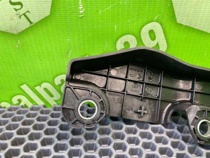 Накладка замка капота, 700 рублей, Калининград