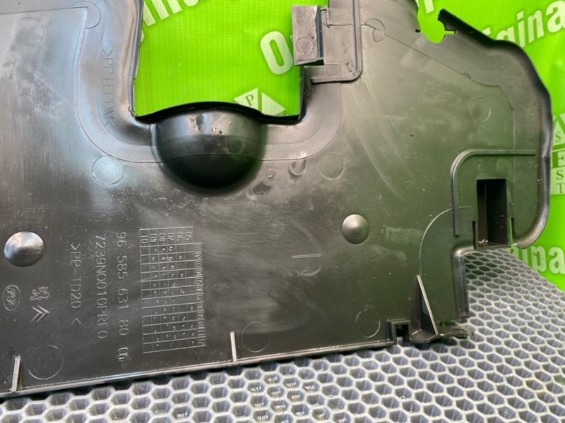 Дефлектор радиатора, 1700 рублей, Калининград